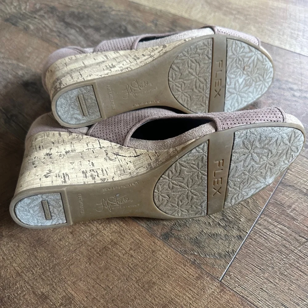 Women's Life Stride Wedge Heel Shoes Beige Size 11